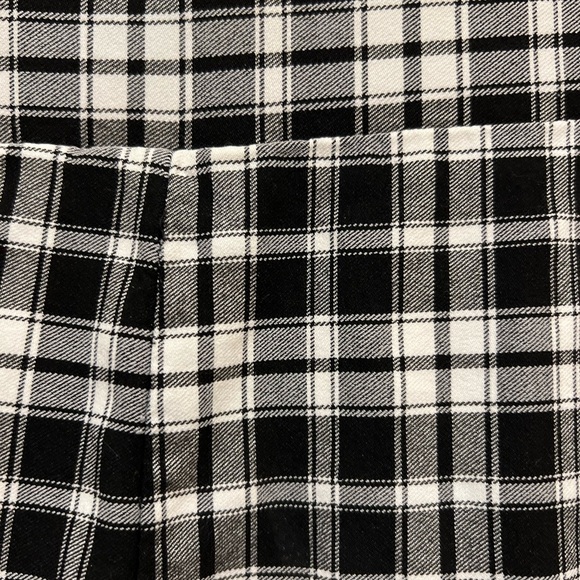 Tommy Hilfiger.Black and White Checkered Straight Leg Pants Size 4 - Picture 5 of 8